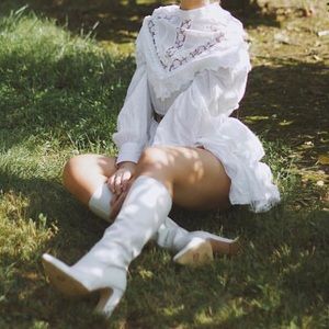 Verge Girl White Lace Dress